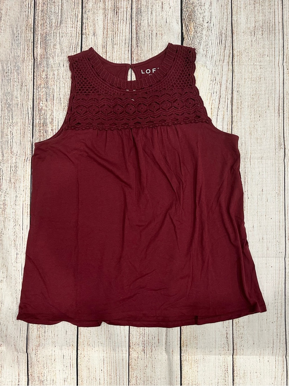(Bundle 2 for $15) EUC Burgundy LOFT Sleeveless Top